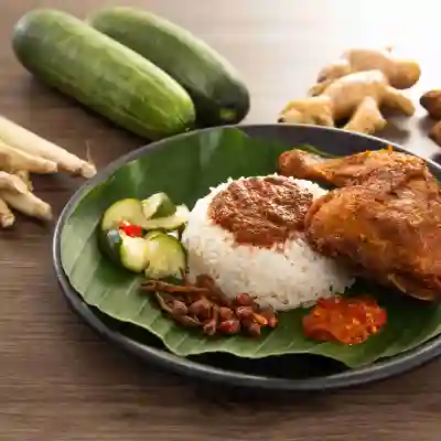 Nasi Kukus Daun Pisang