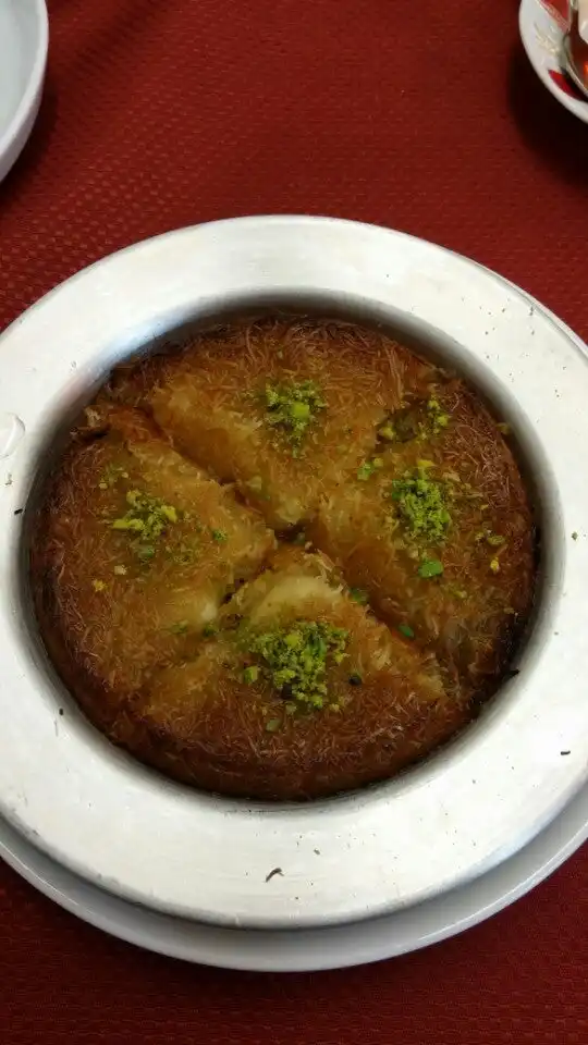 Enver Bey Kebap'nin yemek ve ambiyans fotoğrafları 1