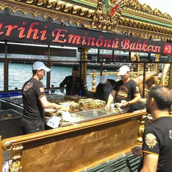 Tarihi Eminönü Dürümcüsü'nin yemek ve ambiyans fotoğrafları 73