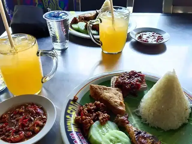 Gambar Makanan Ayam Bakar Wong Solo 11