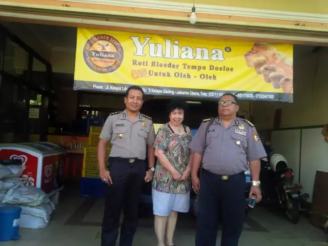 Gambar Makanan Roti Bluder Special Yuliana 3