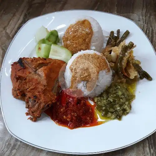 Gambar Makanan Rumah Makan Ampera Daun Mas, Nanggalo 3