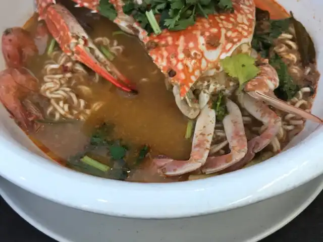 Megi Ketam Bistro Food Photo 4