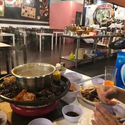 Hot Pot King Steamboat & Grill