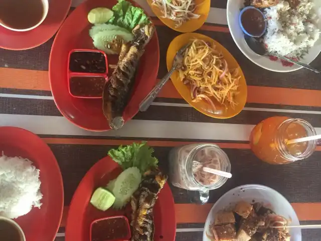 Ruen Thai Corner Food Photo 7