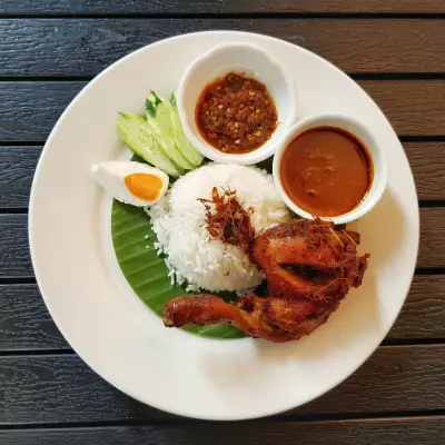 Suzaliana Nasi Kukus