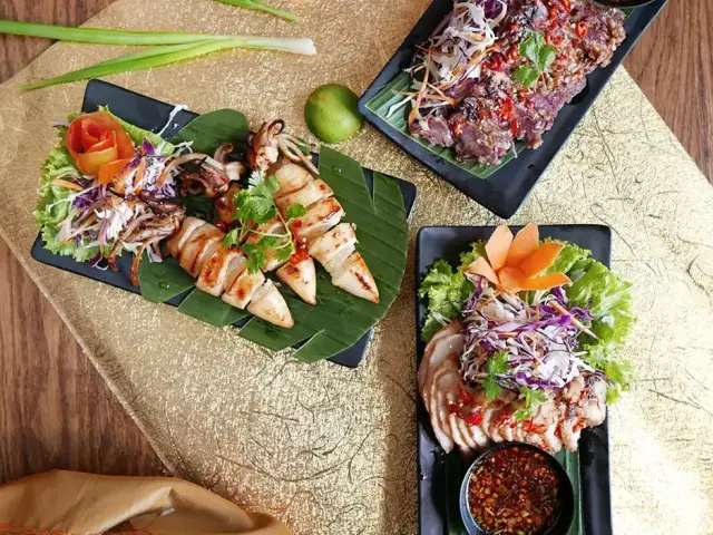 Gambar Makanan Larb Thai Cuisine 10