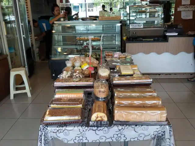 Gambar Makanan Kemang Bakery 11