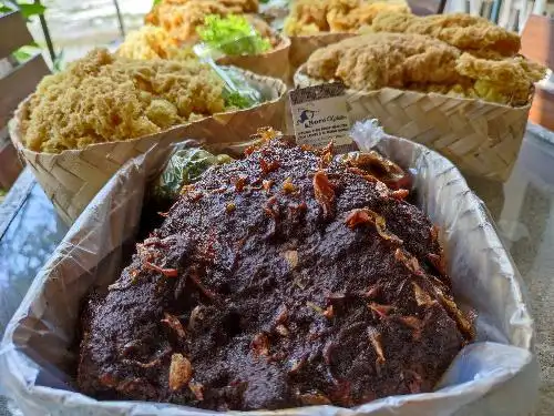 Ayam Bakar Blepotan Roro Kedaton Jogja, Magelang