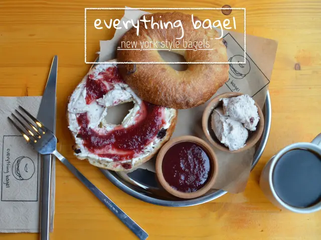 Everything Bagel'nin yemek ve ambiyans fotoğrafları 3
