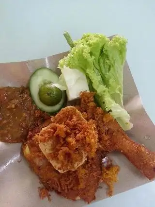 Zona Ayam Penyet