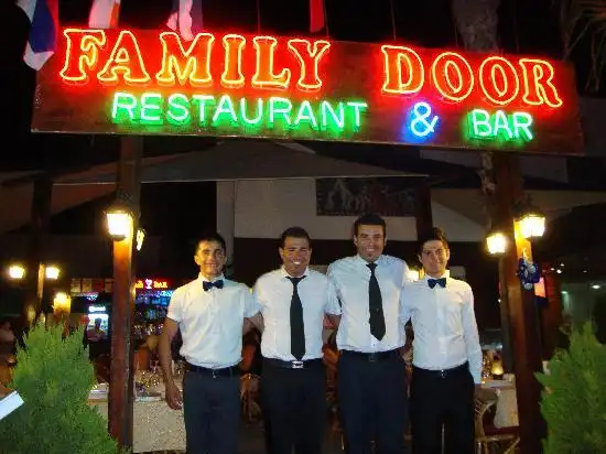 Family Door restaurant karoke pub'nin yemek ve ambiyans fotoğrafları 57