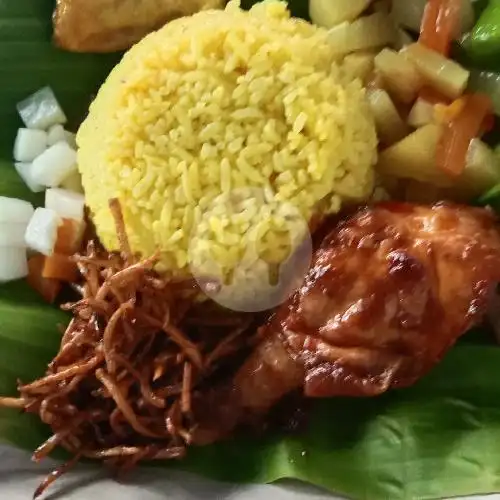 Gambar Makanan Nasi Kuning Sulawesi 1
