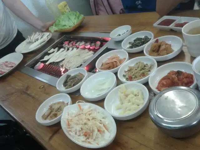 JJ Kimbab Korean BBQ Restaurant Food Photo 4