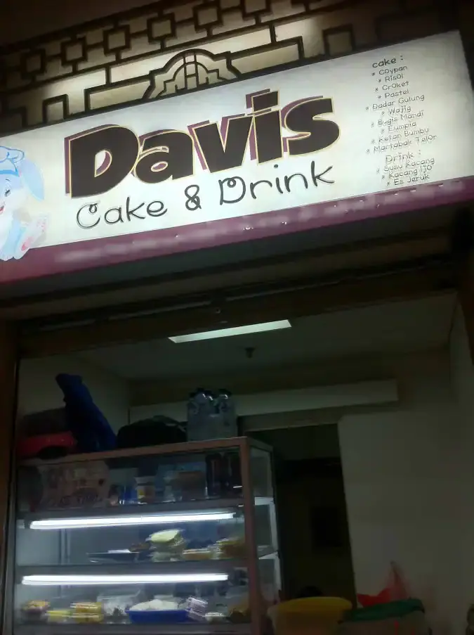 Davis Cake & Drink