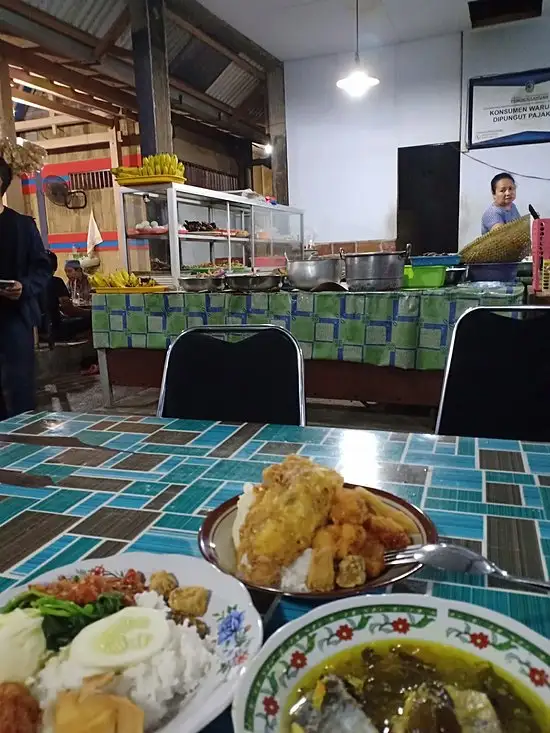 Gambar Makanan Nasi Tempong Mbok Wah 4