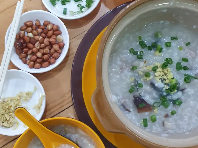 Gambar Makanan Bubur Chaoshan Sapo 1