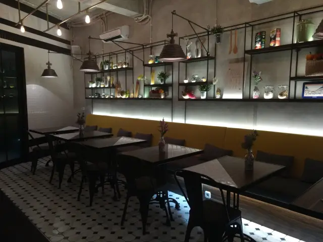 Gambar Makanan Anterograde Kitchen & Bar 11