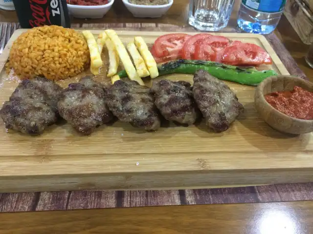 Şiraze Et Cafe & Restaurant & Steak'nin yemek ve ambiyans fotoğrafları 10