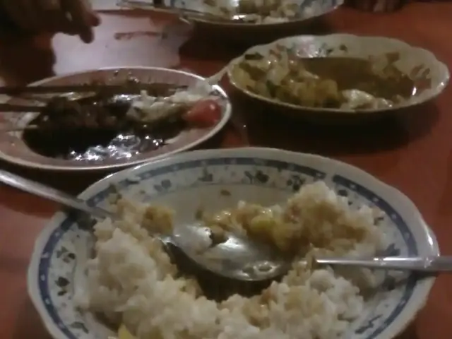 Gambar Makanan Warung Sate Kambing "Tongseng" Solo Pak Ngad 7