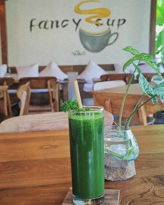 Gambar Makanan Fancy Cup Cafe Ubud 3