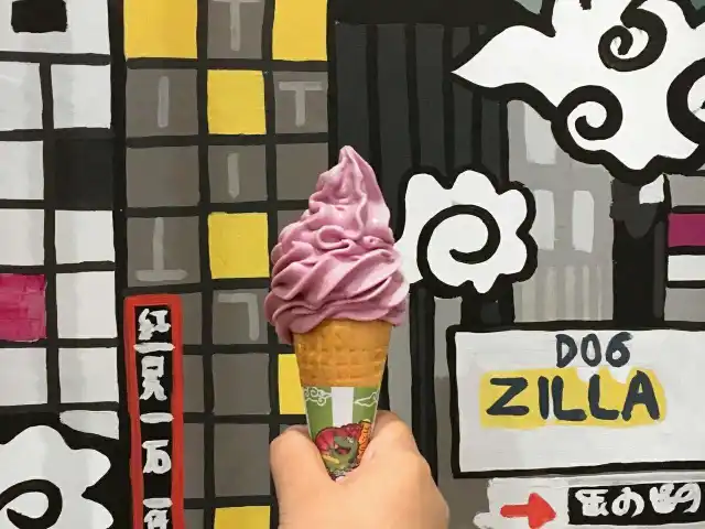 Gambar Makanan Gojira Ice Cream Bar 18