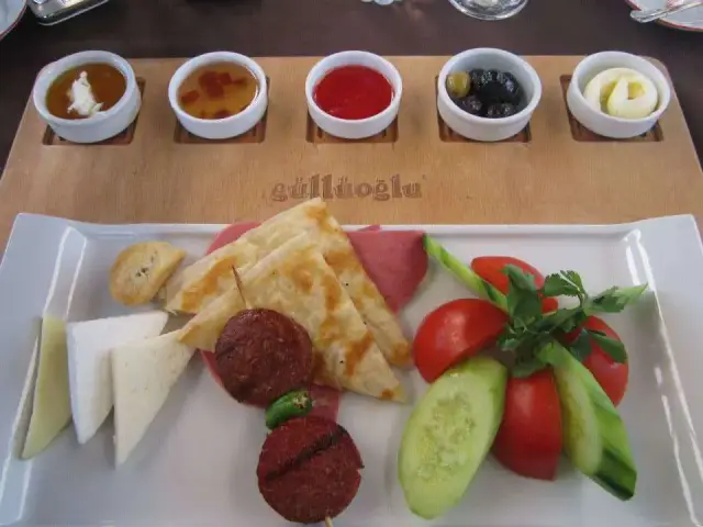 Güllüoğlu - Nejat Güllü'nin yemek ve ambiyans fotoğrafları 25