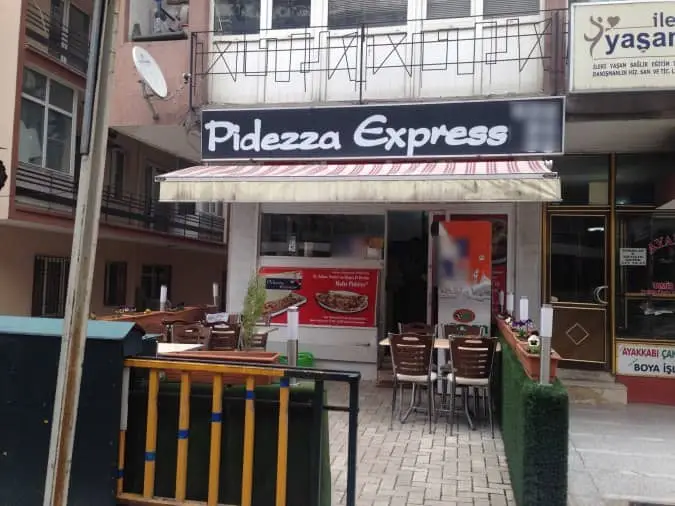 Pidezza Express