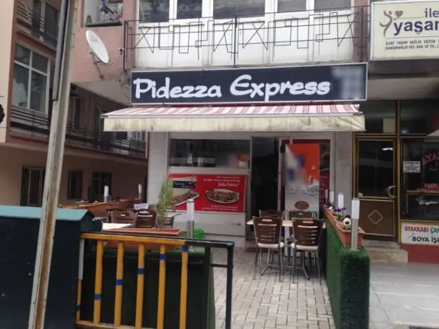 Pidezza Express'nin yemek ve ambiyans fotoğrafları 3