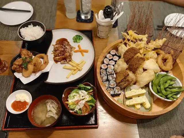 Gambar Makanan Gon's Japanese Restaurant 2