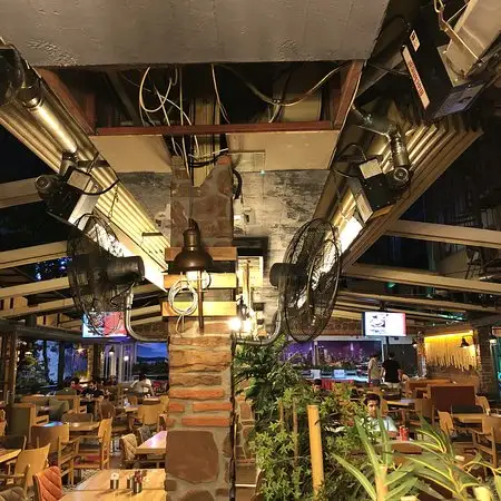 Alır Cafe Restaurant'nin yemek ve ambiyans fotoğrafları 18