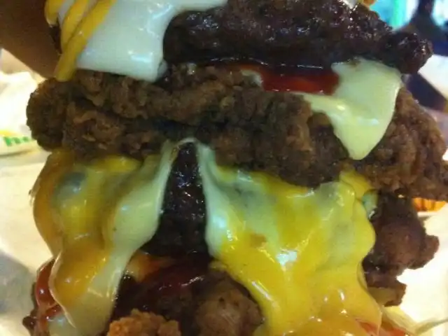 Burger Bakar Arang Food Photo 14
