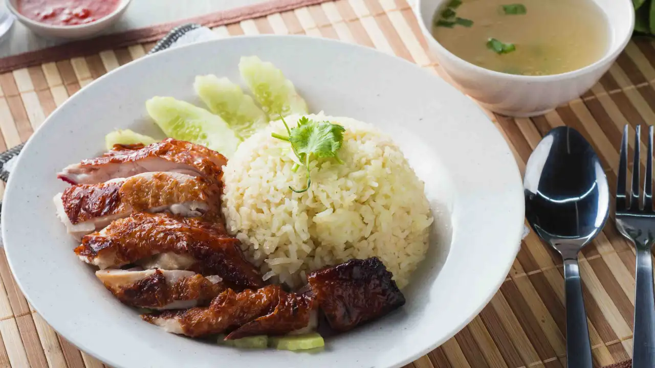 Roasted Chicken & Pork Rice @ Restaurant Loong Moon