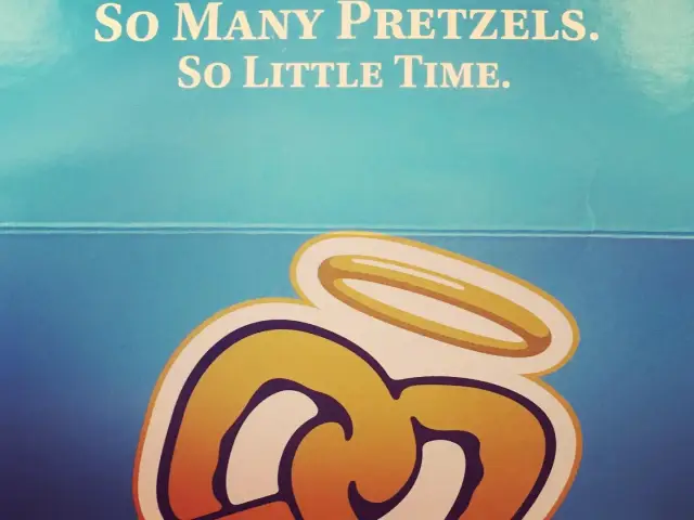 Gambar Makanan Auntie Anne's 5