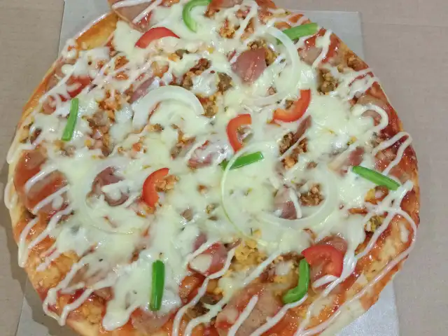 Fateh Pizza