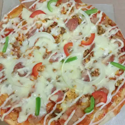 Fateh Pizza