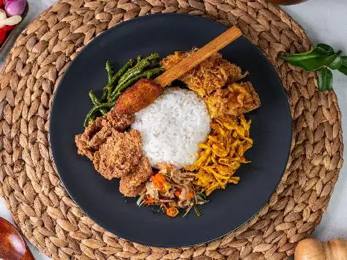 Nasi Jaen Bali, Kelapa Gading