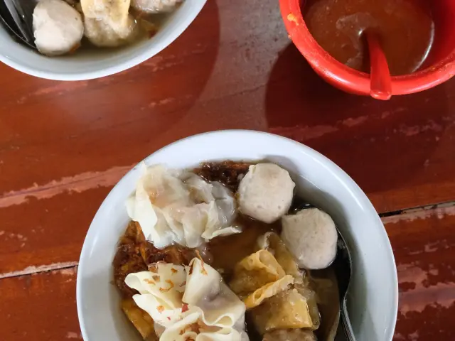 Gambar Makanan Bakso Bakwan Khas Malang 2