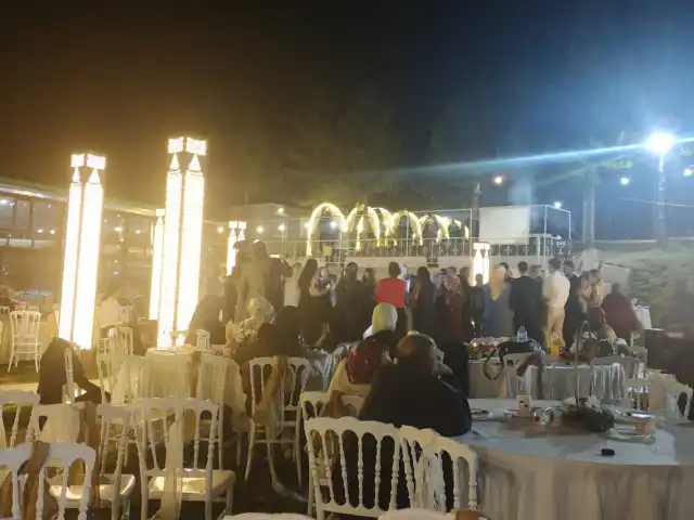 Çamlıtepe Panorama Restorant ve Kır Düğün Salonu'nin yemek ve ambiyans fotoğrafları 4