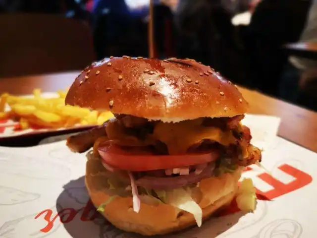 Mono Burger'nin yemek ve ambiyans fotoğrafları 38
