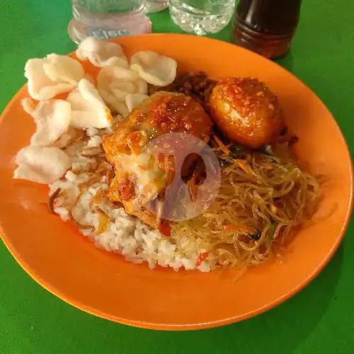 Gambar Makanan Nasi Uduk Jakarta, Lowokwaru 9