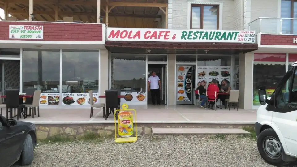 Mola Cafe