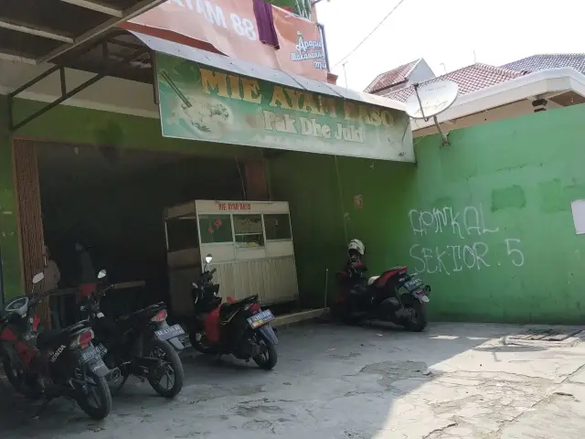 Gambar Makanan Mie Ayam Baso Pa' Dhe Juki 6