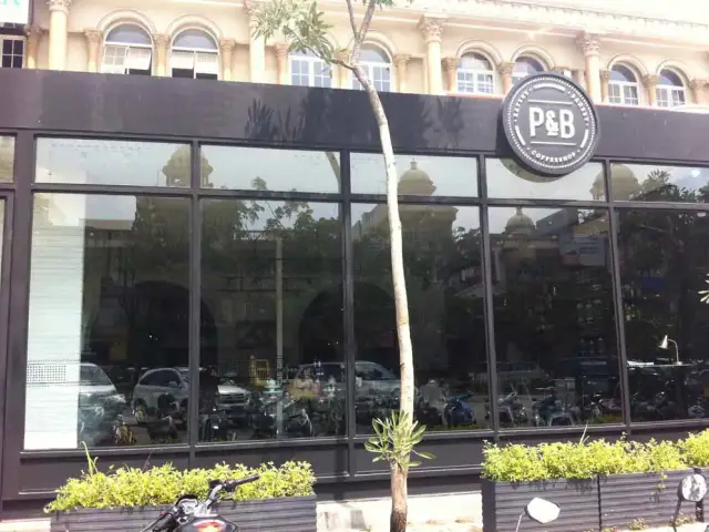 Gambar Makanan P/B Cafe & Resto 10