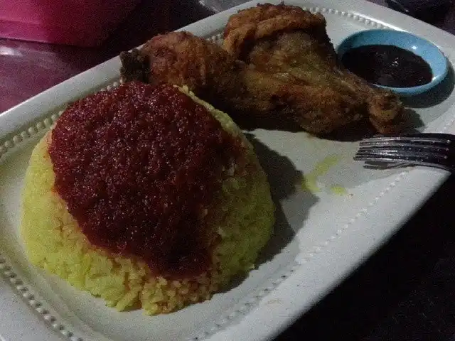 Faces Nasi Kuning Ayam Food Photo 4