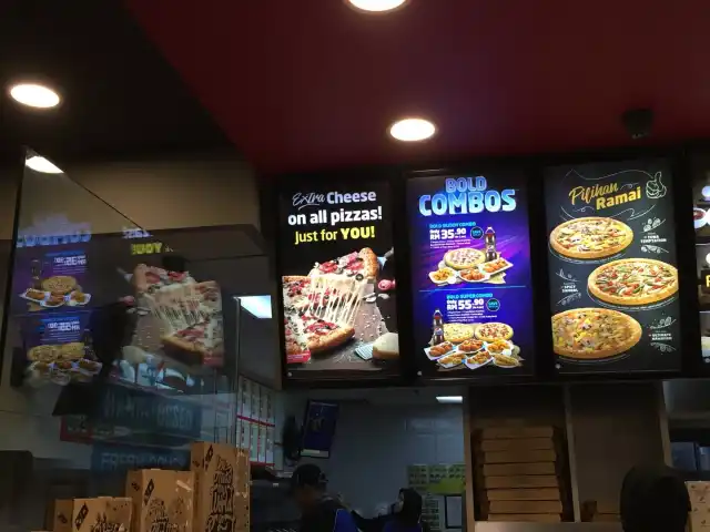 Domino's Pizza Food Photo 3