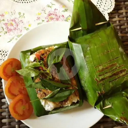Gambar Makanan Nasi Bakar, Nasi Lalapan, Pentol Pedes, Dapur Azka, Njoyo 2