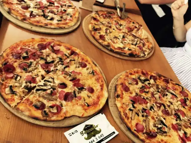 Fornello Pizza'nin yemek ve ambiyans fotoğrafları 18
