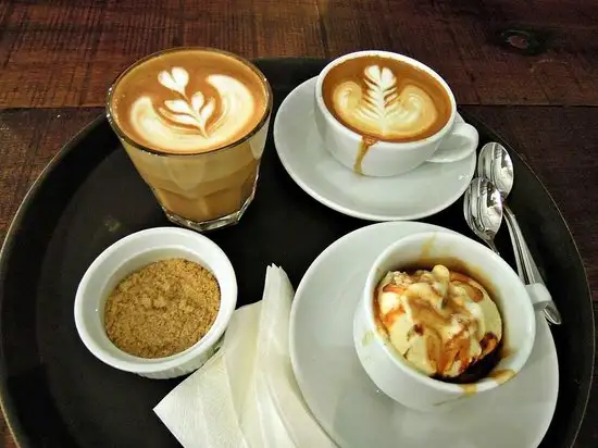 Artisan Roast Coffee HQ Food Photo 2