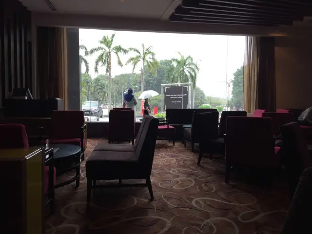 Crossroads Lounge - Concorde Hotel Shah Alam Food Photo 2